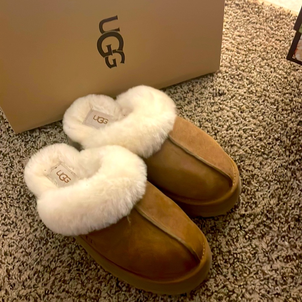 Uggs slider